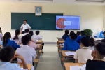Quy định chế độ làm việc giáo viên GDTX: Xóa bỏ cảnh "một mái nhà, hai chính sách"