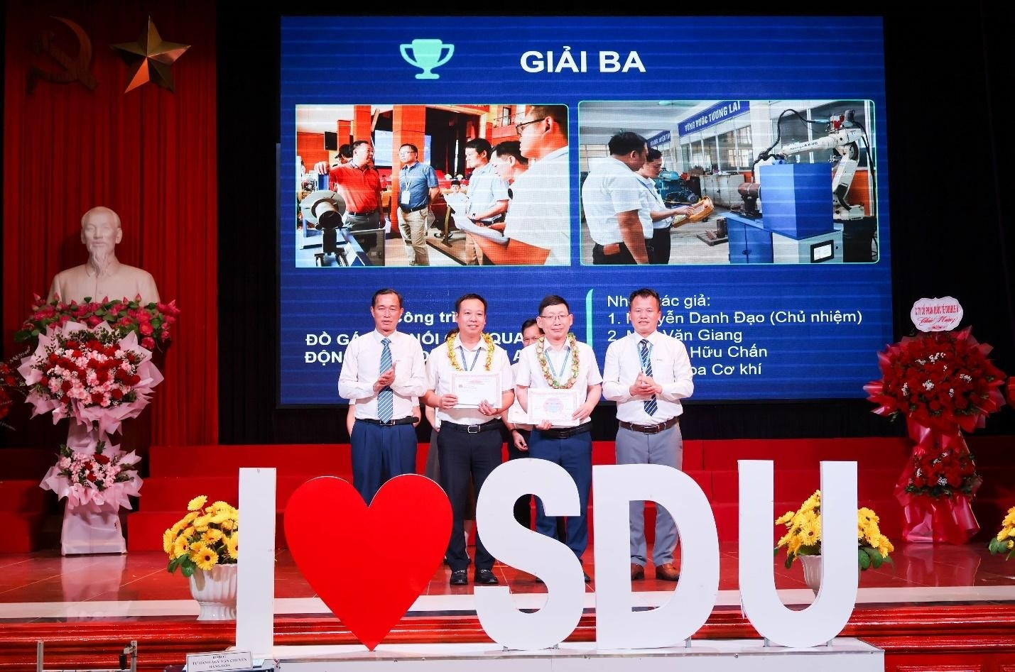 Công trình của giảng viên khoa Cơ Khí đạt giải Ba.