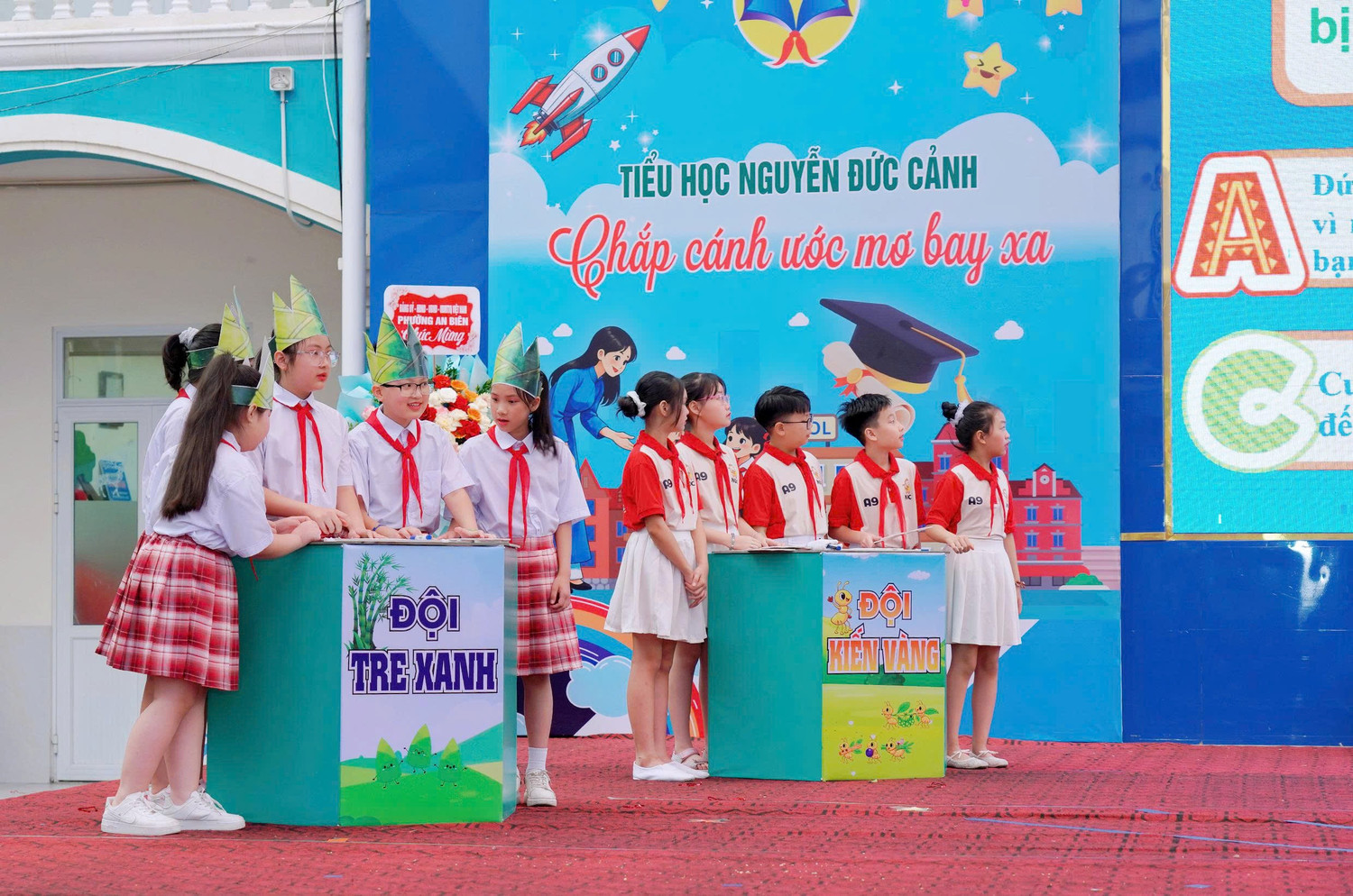 Hoạt động học tập của học sinh Trường Tiểu học Nguyễn Đức Cảnh. Ảnh: NTCC
