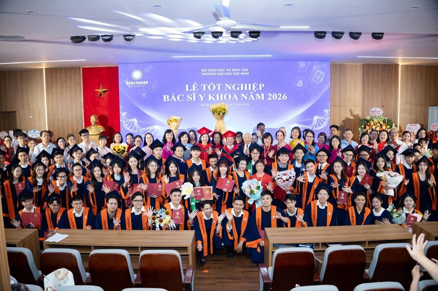 100% sinh viên khóa Bác sĩ Y khoa đầu tiên của Trường Đại học Đại Nam tốt nghiệp đạt loại Khá trở lên.