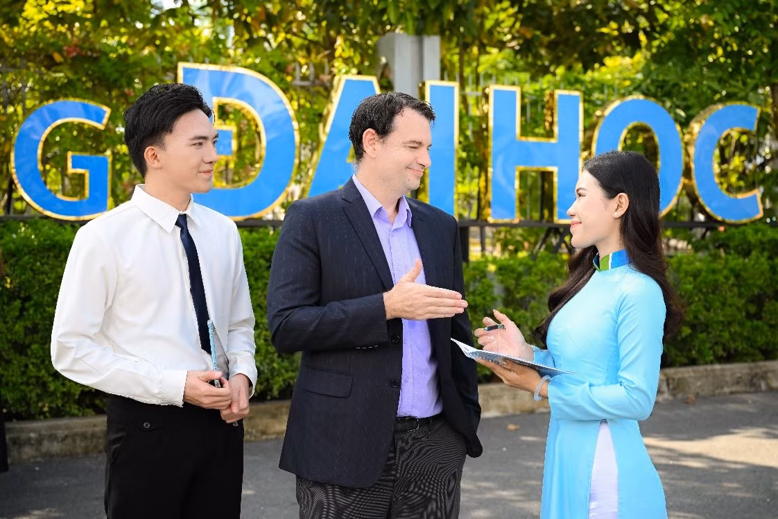 Trường Đại học Văn Hiến đẩy mạnh kết nối với các đối tác quốc tế nhằm nâng cao chất lượng đào tạo, tăng cường cơ hội giao lưu học thuật, thực tập và phát triển nghề nghiệp cho sinh viên.