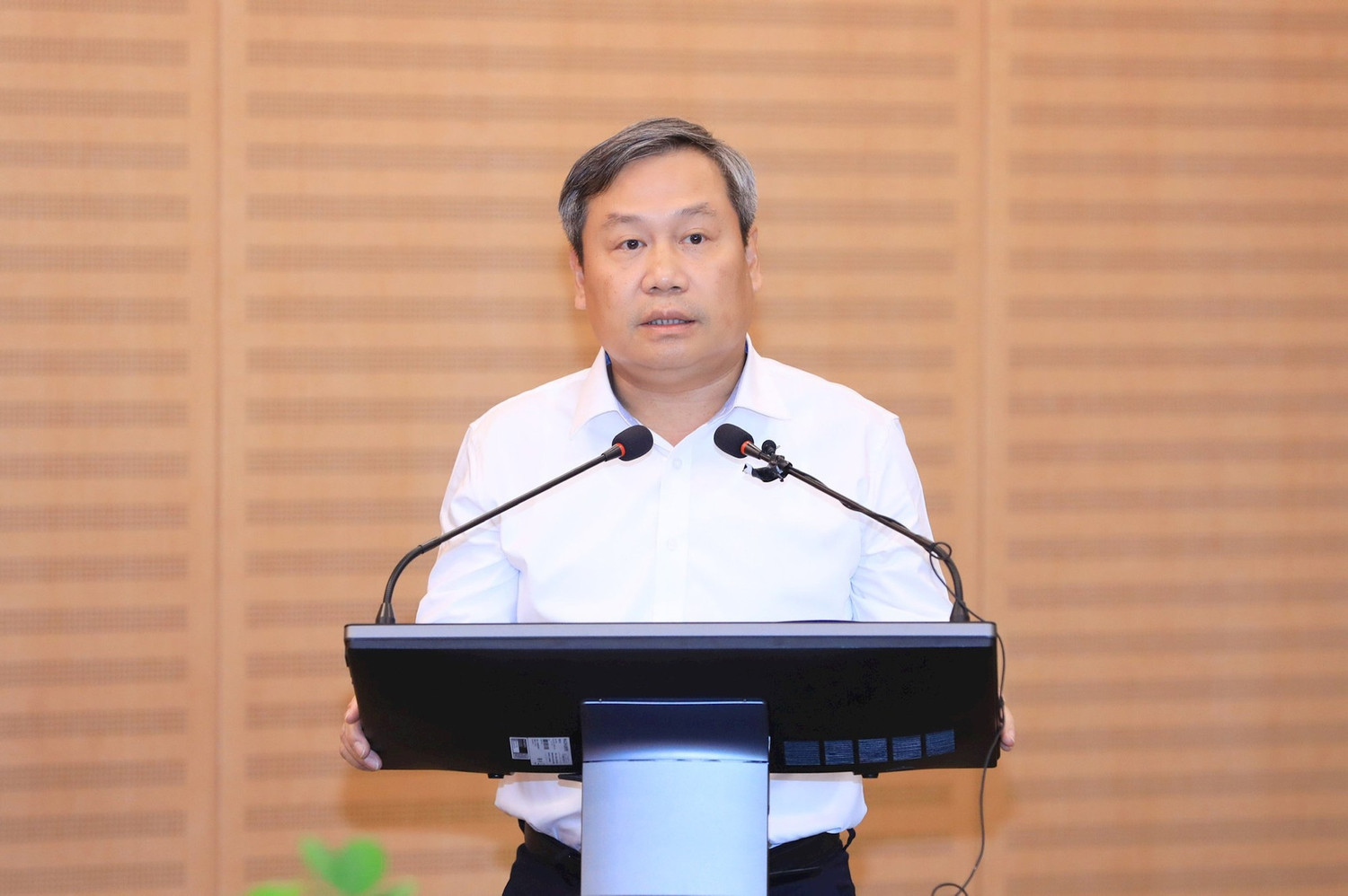 Chủ tịch Ủy ban nhân dân Thành phố Hà Nội Vũ Đại Thắng phát biểu chỉ đạo tại Hội nghị. Ảnh: Lê Hải/hanoi.gov.vn.