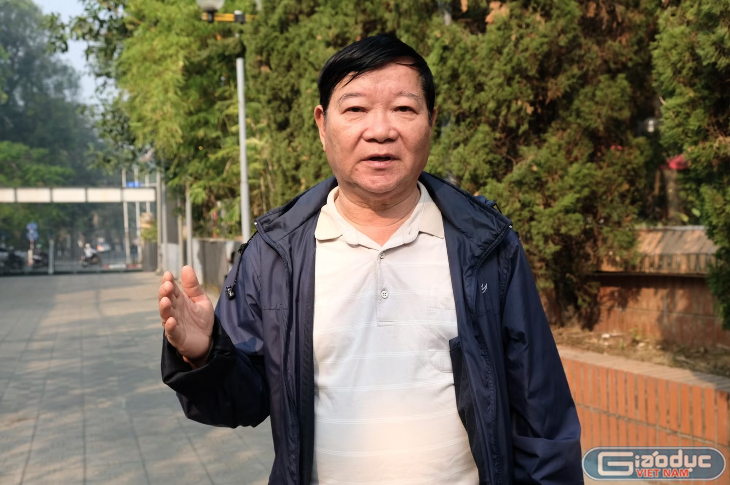 le-nhu-tien.png