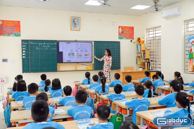 Từ 01/10, quy định mới về tặng Bằng khen, Kỷ niệm chương vì sự nghiệp giáo dục của Bộ GD&ĐT