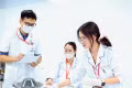 Điểm chuẩn ngành Y khoa giai đoạn 2023-2025 ở nhiều trường đại học và mức học phí năm học 2026-2027