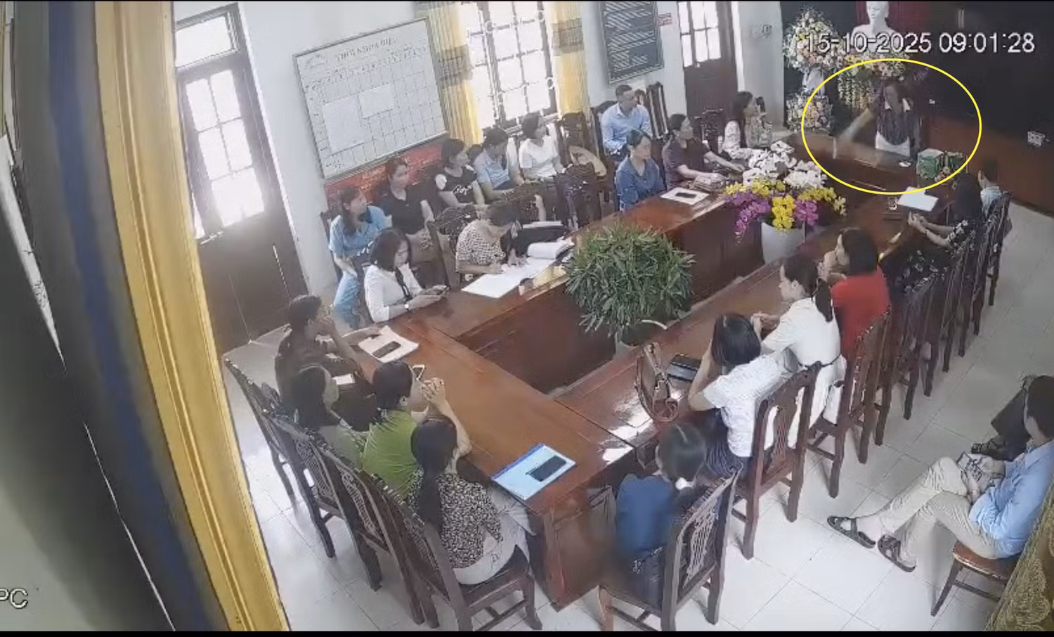 ht-nem-coc-75.png
