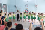 Thông qua Nghị quyết về phổ cập giáo dục mầm non cho trẻ 3-5 tuổi