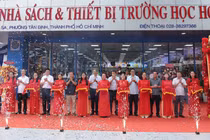 Khai trương Nhà sách và thiết bị trường học Hoàng Sa tại Thành phố Hồ Chí Minh