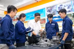 Vị thế mới cho giảng viên đại học: Ba trụ cột chức nghiệp và sự dấn thân