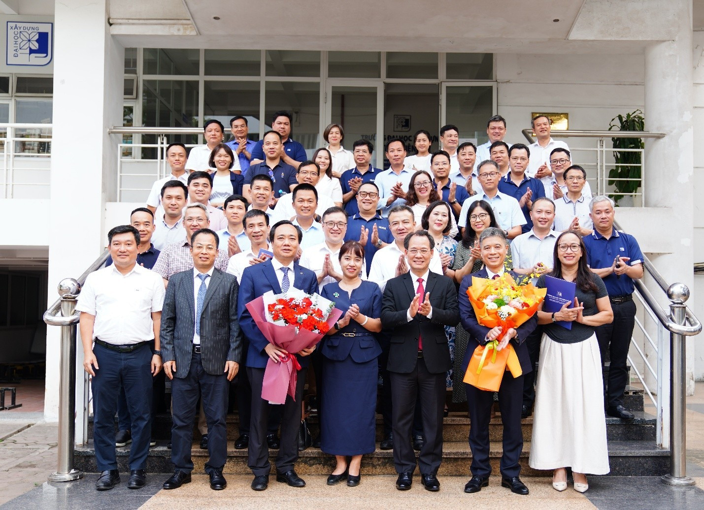hoi-nghi-6.jpg