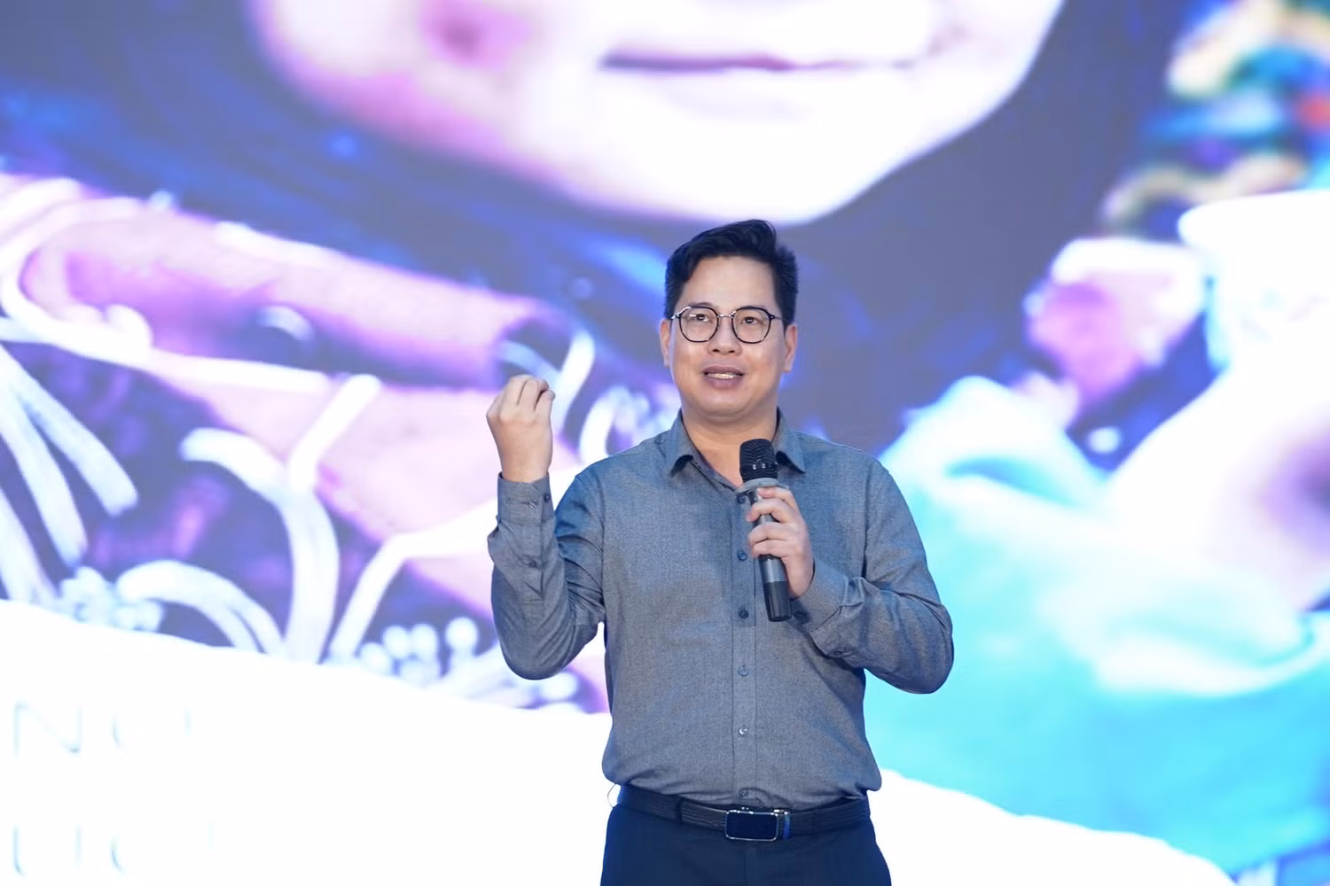 thay-nam-1.jpg