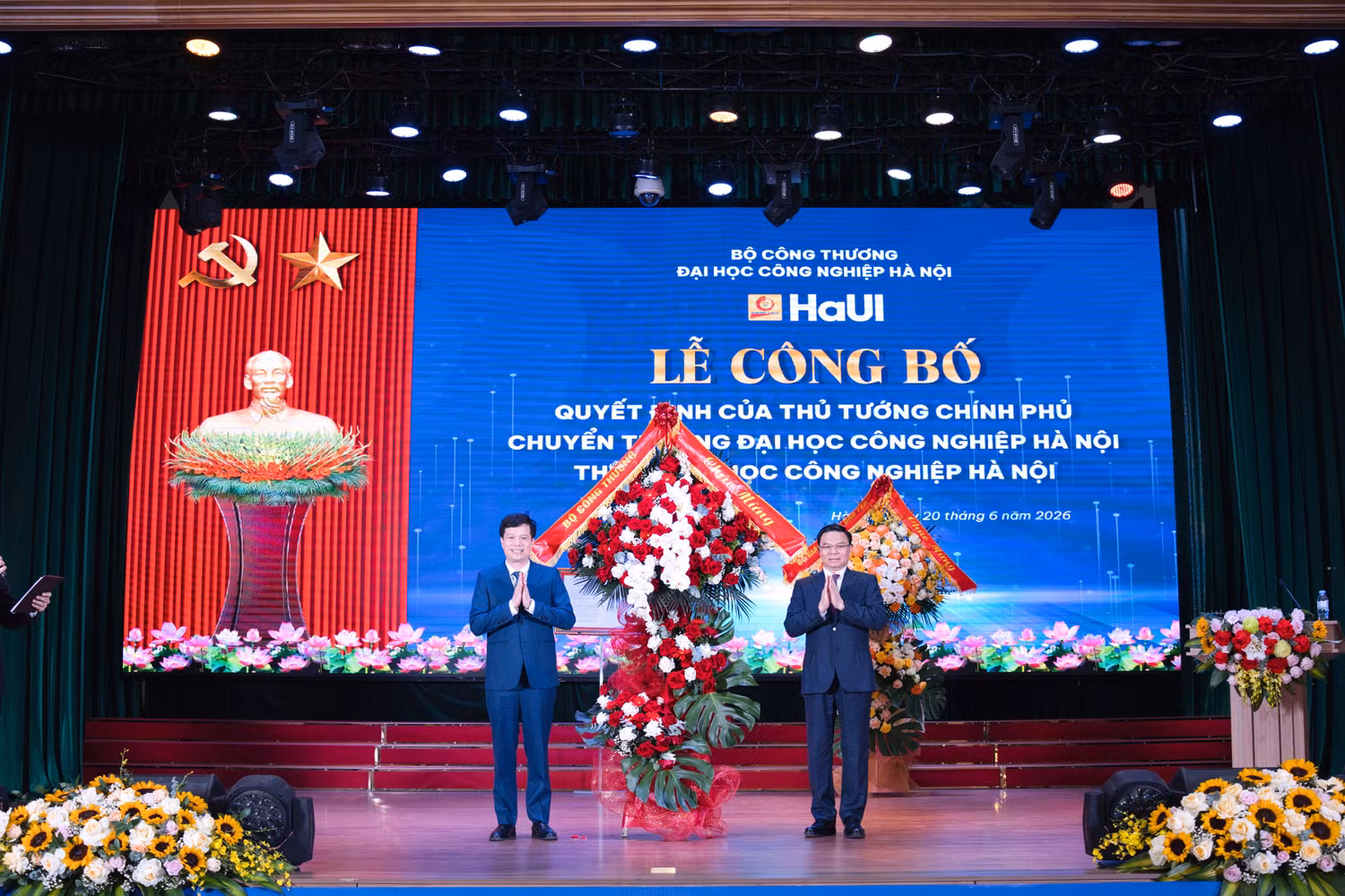 hvq06459.jpg