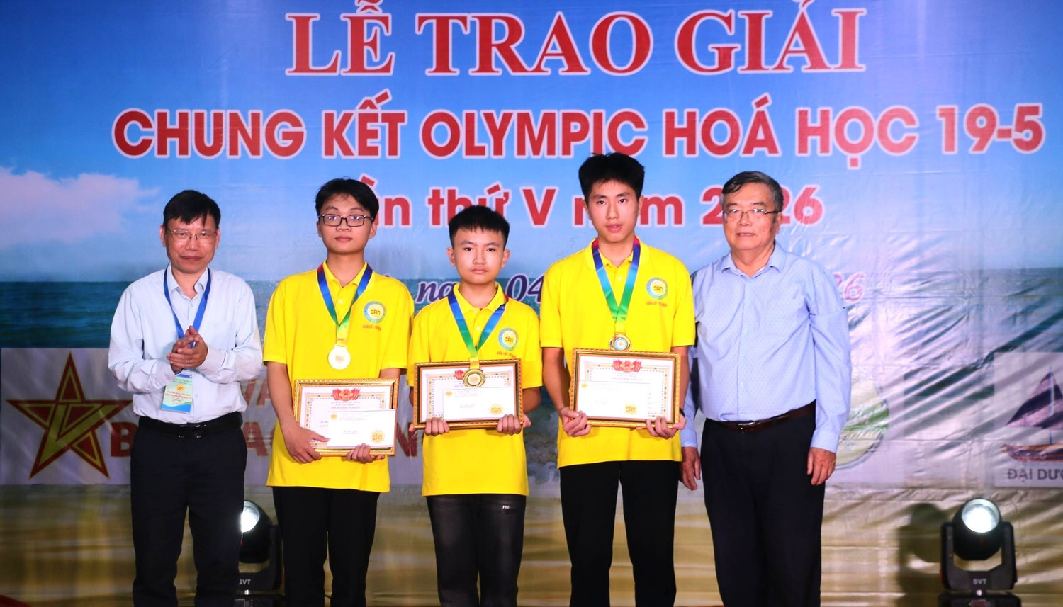 anh-5-9348.jpg