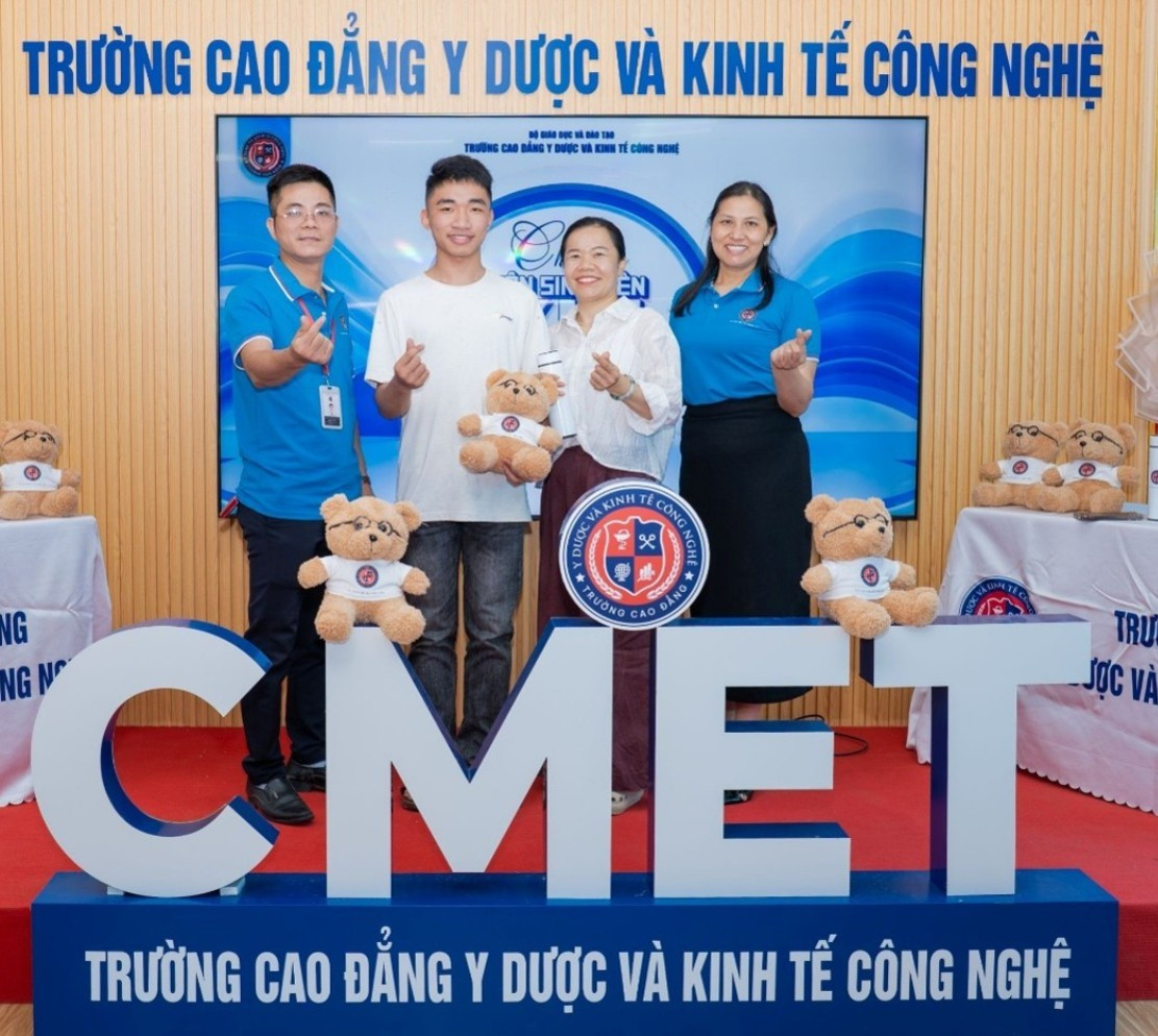 anh-4-2018.jpg