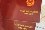 Anh lái xe taxi và trăn trở chuyện “tháo khoán” cho bằng tại chức