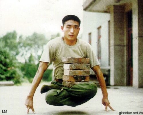 Cao thủ công phu đi lính