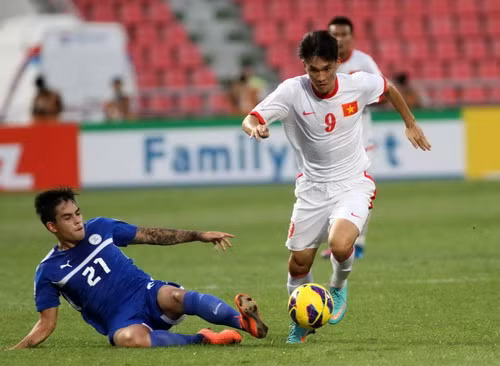 Công Vinh vẫn 'duy trì' phong độ cực tệ tại AFF Suzuki Cup 2012.