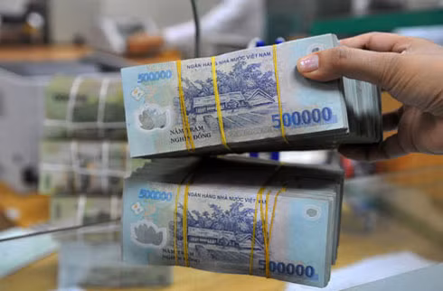 Nhiều lãnh đạo thu nhập hàng tỷ đồng trong năm 2012. Ảnh: PV