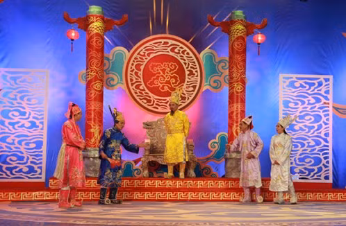 Táo quân 2014 VTC: Táo Giáo dục đòi tát Táo Y tế “rơi răng”