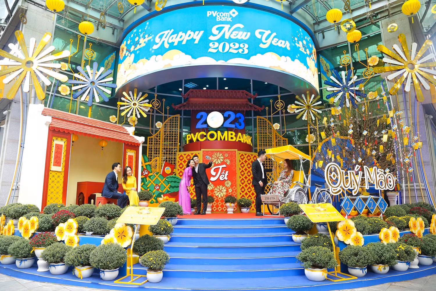 Không gian check-in đậm sắc xuân tại sảnh PVcomBank