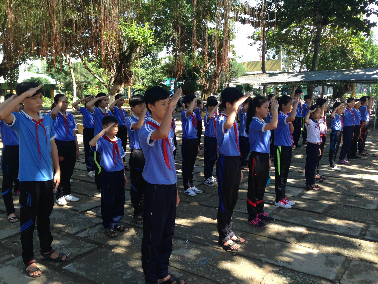 Thầy Phan Quốc Hưng đánh giá: “Điểm kiểm tra của các em rất thấp, không hình thành được cái phẩm chất và năng lực theo yêu cầu của môn học mới". Ảnh: Website trường Trung học cơ sở Cần Đăng