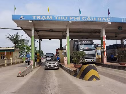 Vị trí đặt trạm BOT Cầu Rác tại Hà Tĩnh là một trong những vụ việc gây bức xúc trong dư luận địa phương thời gian qua. ảnh: Báo Lao động.