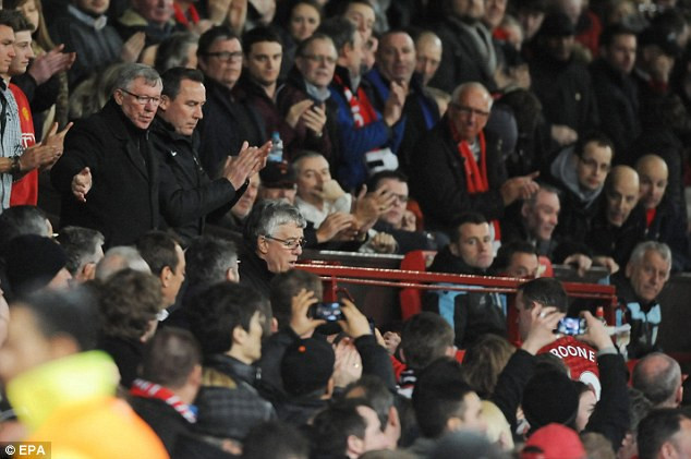 Sir Alex thì chưng hửng... Sir Alex thì chưng hửng...