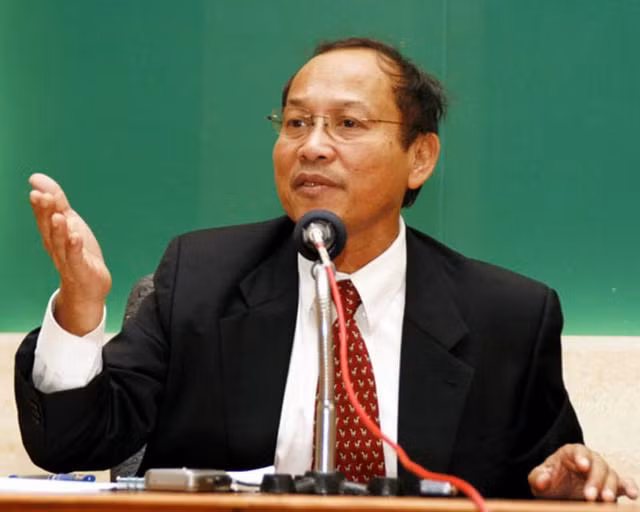 Phay Siphan - phát ngôn viên Chính phủ Campuchia Phay Siphan - phát ngôn viên Chính phủ Campuchia
