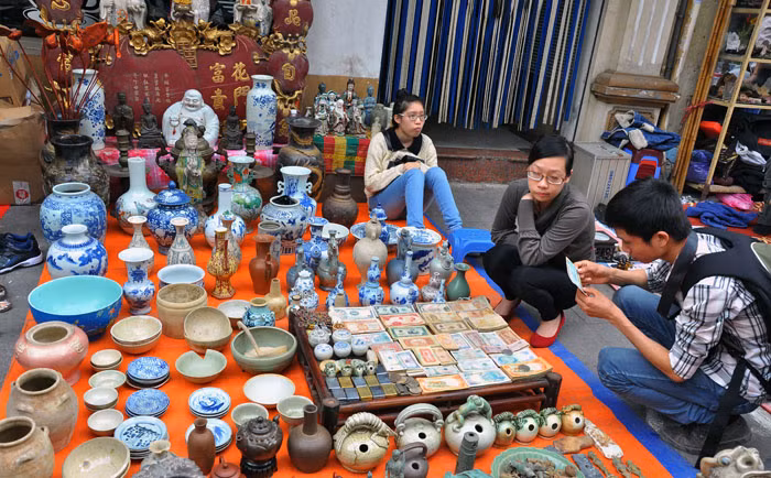 Bát, đĩa, tiền…cổ