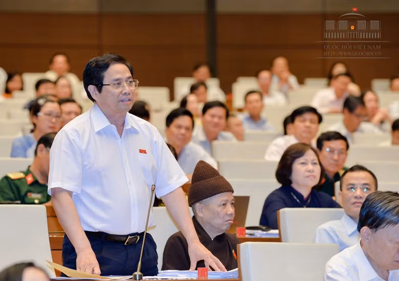 Đại biểu Quốc hội Phạm Minh Chính, đoàn Quảng Ninh phát biểu tranh luận (ảnh nguồn quochoi.vn).
