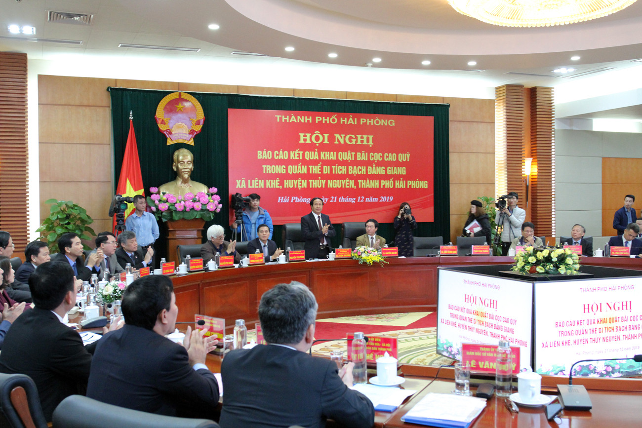 Hải Phòng tổ chức hội nghị báo cáo kết quả khai quật bãi cọc Cao Quỳ trong quần thể di tích Bạch Đằng Giang (Ảnh: Lã Tiến)