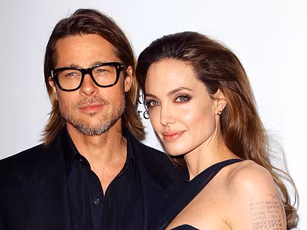 Mới đây trên tờ CBS This Morning, nam tài tử điển trai Brad Pitt thẳng thắn "chê" người tình Angela Jolie vẫn còn là "cô gái hư". Tất nhiên, đó chỉ là điều thứ yếu còn trong mắt "Asin" thì Jolie vẫn là người phụ nữ vô cùng quyến rũ. Mới đây trên tờ CBS This Morning, nam tài tử điển trai Brad Pitt thẳng thắn "chê" người tình Angela Jolie vẫn còn là "cô gái hư". Tất nhiên, đó chỉ là điều thứ yếu còn trong mắt "Asin" thì Jolie vẫn là người phụ nữ vô cùng quyến rũ.