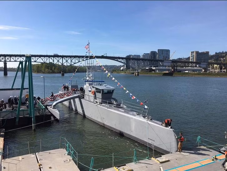 Mỹ hạ thủy tàu săn ngầm không người lái Sea Hunter ngày 7/4/2016. Ảnh nguồn: Navytoday.com Mỹ hạ thủy tàu săn ngầm không người lái Sea Hunter ngày 7/4/2016. Ảnh nguồn: Navytoday.com
