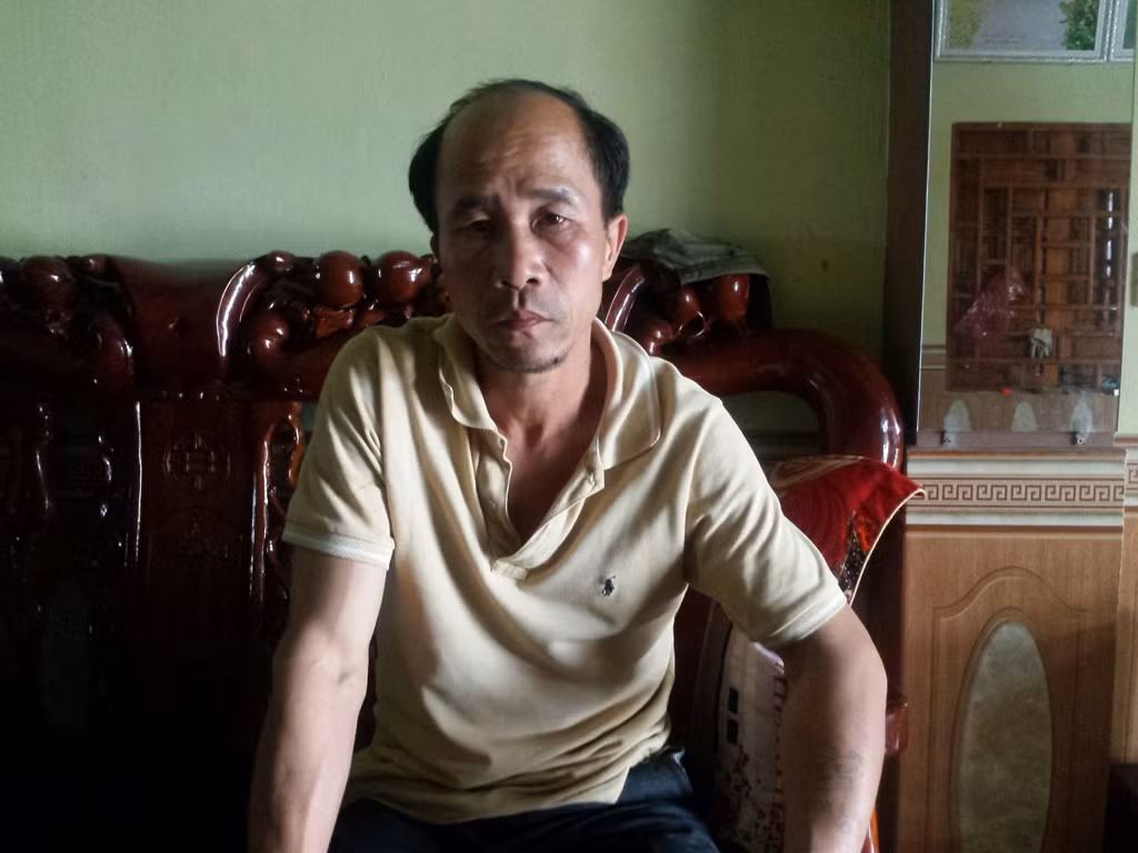 Cựu binh Trần Xuân Bình kể chuyện về trận đánh Gạc Ma. Ảnh: Trị Quảng