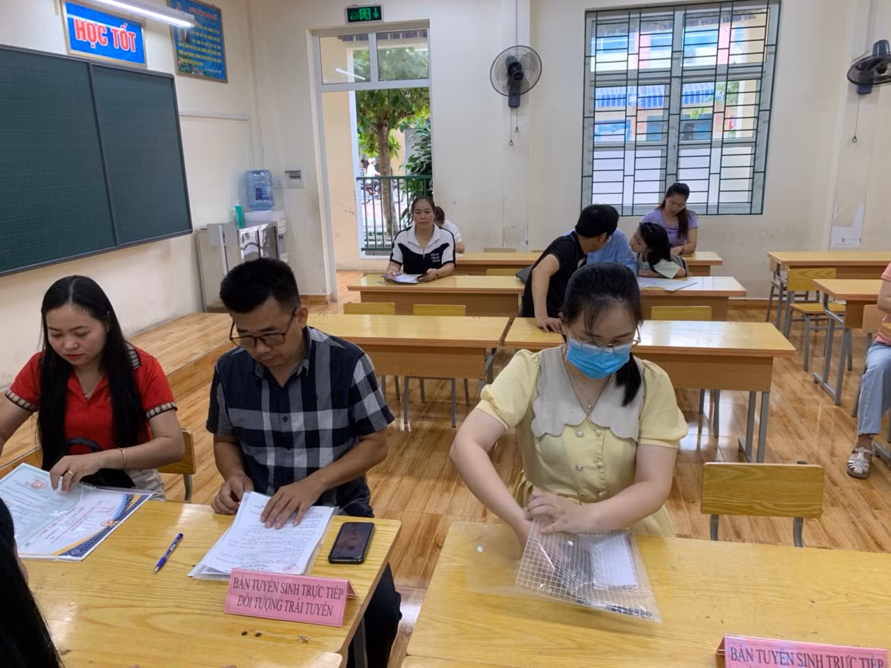 Công tác tuyển sinh tại Trường Tiểu học Chu Văn An được thực hiện nghiêm túc (Ảnh: LT)