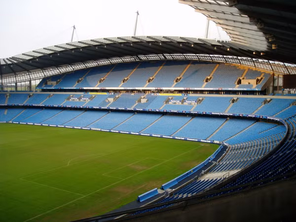 BXH 20 SVĐ Premier League: Old Trafford xách dép Etihad & Emirates ảnh 18 BXH 20 SVĐ Premier League: Old Trafford xách dép Etihad & Emirates ảnh 18