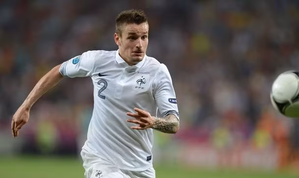 Debuchy (Pháp) - 49%
