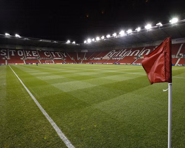 BXH 20 SVĐ Premier League: Old Trafford xách dép Etihad & Emirates ảnh 8 BXH 20 SVĐ Premier League: Old Trafford xách dép Etihad & Emirates ảnh 8