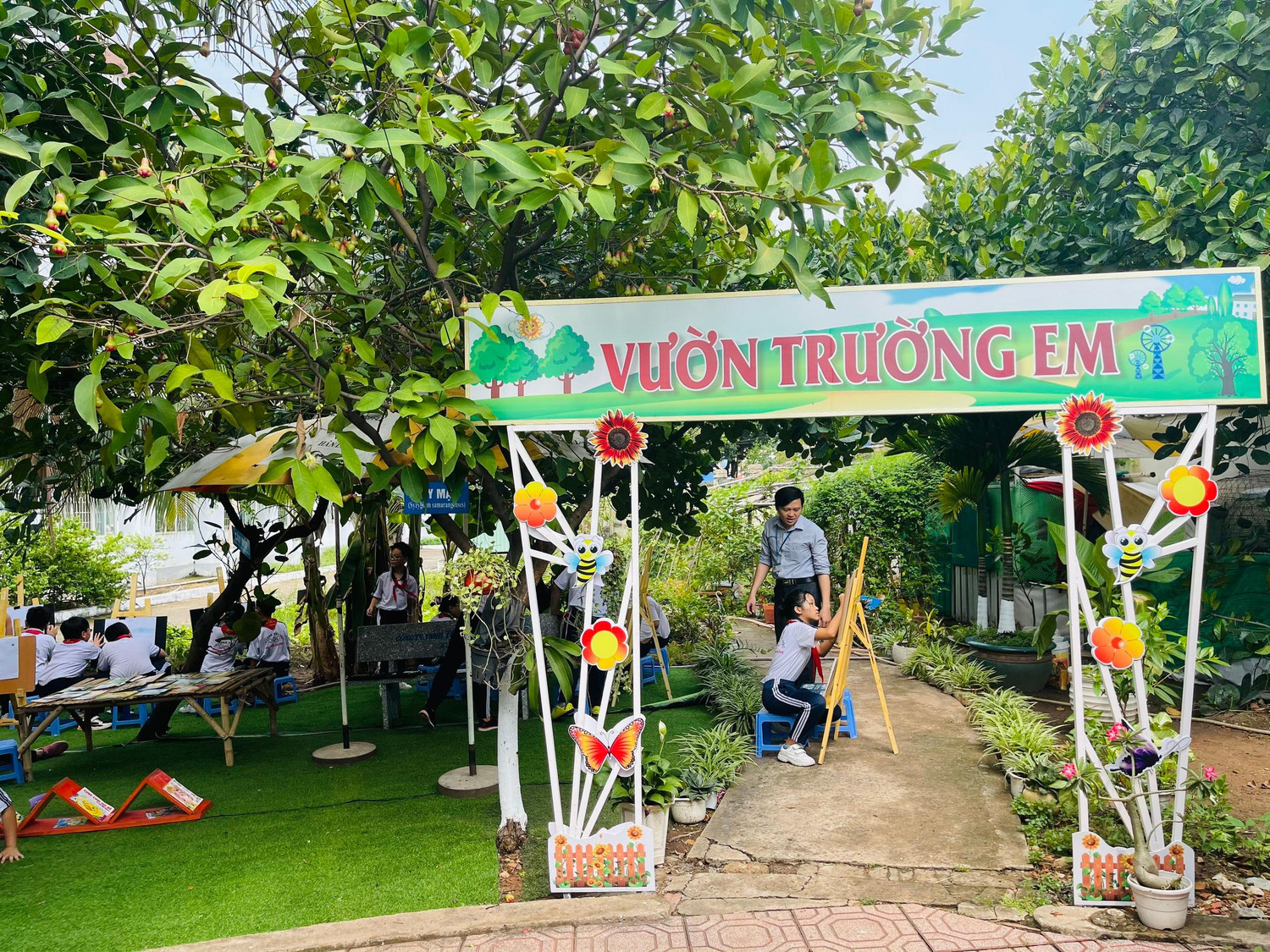 Ngôi trường đáng mơ ước với nhiều học sinh. Ảnh: Hữu Đức