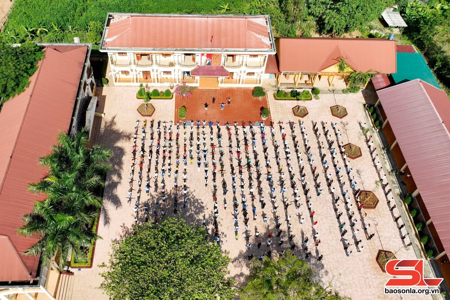 Cơ sở vật chất của Trường TH-THCS Chiềng Chăn, xã Chiềng Chăn, huyện Mai Sơn. Ảnh: Báo Sơn La