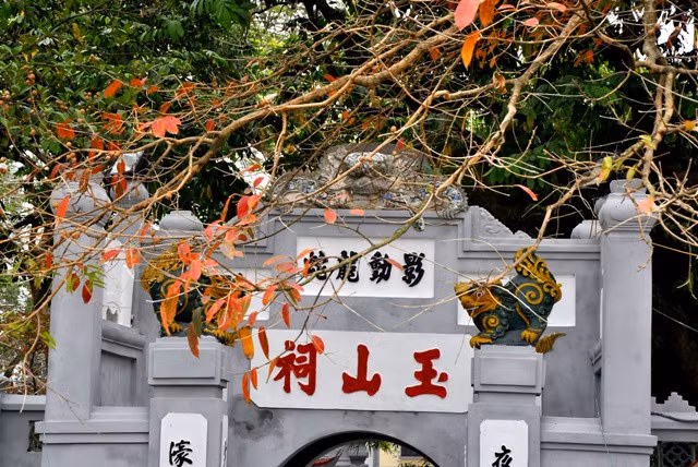 Hà Nội cổ kính hơn trong mắt mỗi người Việt Nam.