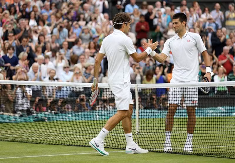 Với chiến thắng này, Federer đã lọt vào trận chung kết đơn nam Wimbledon lần thứ 8 trong sự nghiệp của mình, đồng thời biến Novak Djokovic trở thành nhà cựu vô địch