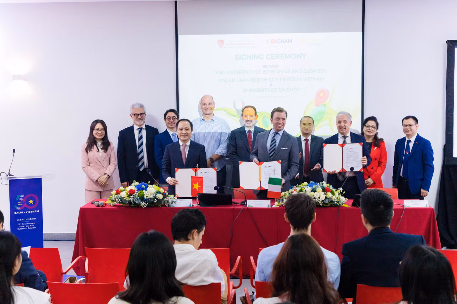 Lễ ký hợp tác 3 bên hướng tới việc thúc đẩy hợp tác đào tạo, học thuật và chuyên môn giữa đại học và doanh nghiệp tại Việt Nam và Italia