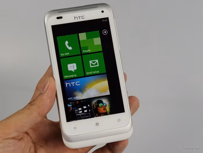 Chất lượng phần cứng của HTC Radar khá tốt. . Có lẽ HTC đã dựa trên tính ổn định và ít gặp lỗi của Windows Phone khi quyết định tích hợp luôn pin vào máy. Chất lượng phần cứng của HTC Radar khá tốt. . Có lẽ HTC đã dựa trên tính ổn định và ít gặp lỗi của Windows Phone khi quyết định tích hợp luôn pin vào máy.