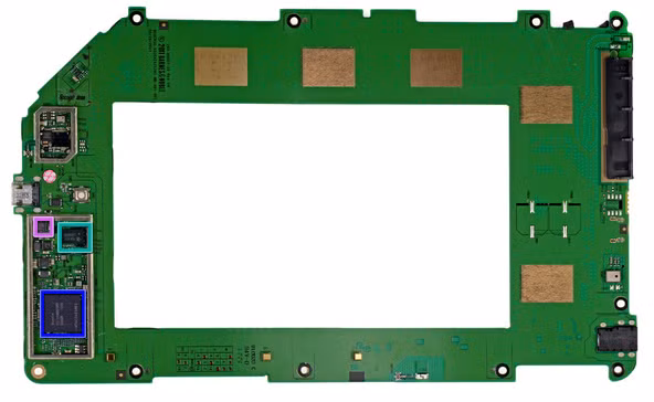 Màu xanh dương là RAM DDR2 1GB của Hynix. Bên dưới con chip này sẽ là vi xử lí hai nhân Texas Instruments OMAP4 1 GHz, tương tự như Amazon Kindle Fire. Màu tím là gia tốc kế ba chiều. Màu xanh dương là RAM DDR2 1GB của Hynix. Bên dưới con chip này sẽ là vi xử lí hai nhân Texas Instruments OMAP4 1 GHz, tương tự như Amazon Kindle Fire. Màu tím là gia tốc kế ba chiều.