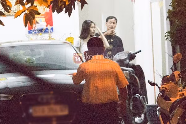 Thủy Tiên cũng tranh thủ "tút tát" trước khi đi