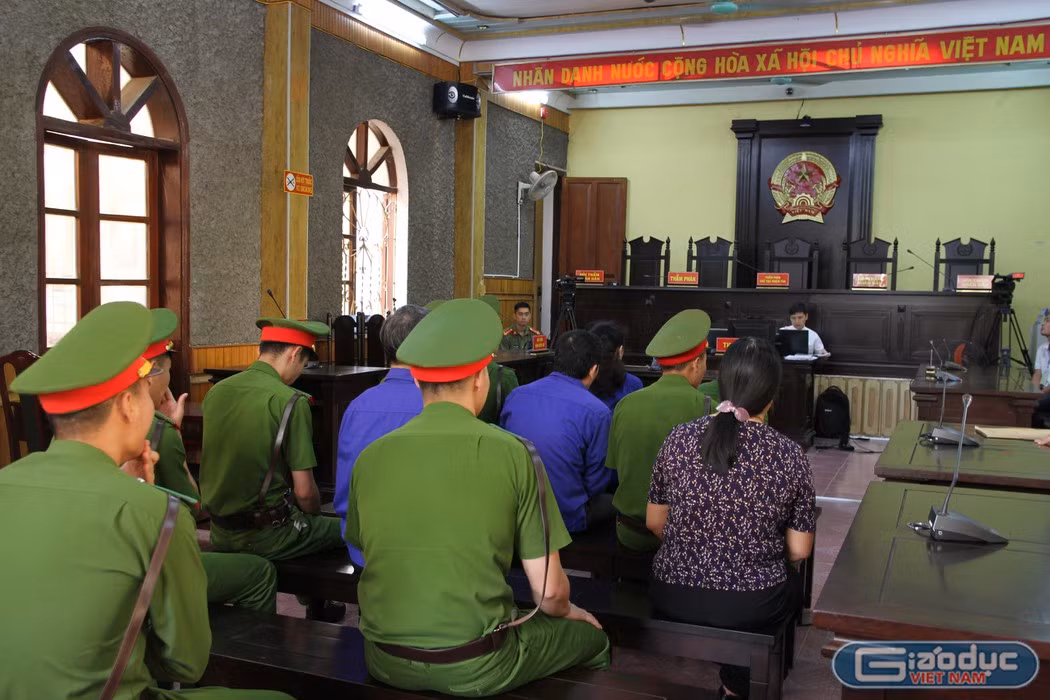 Trước tòa, liệu tình nghĩa cũ của ông Yến, ông Đức, ông Duy Hoàng có còn không? ảnh 2