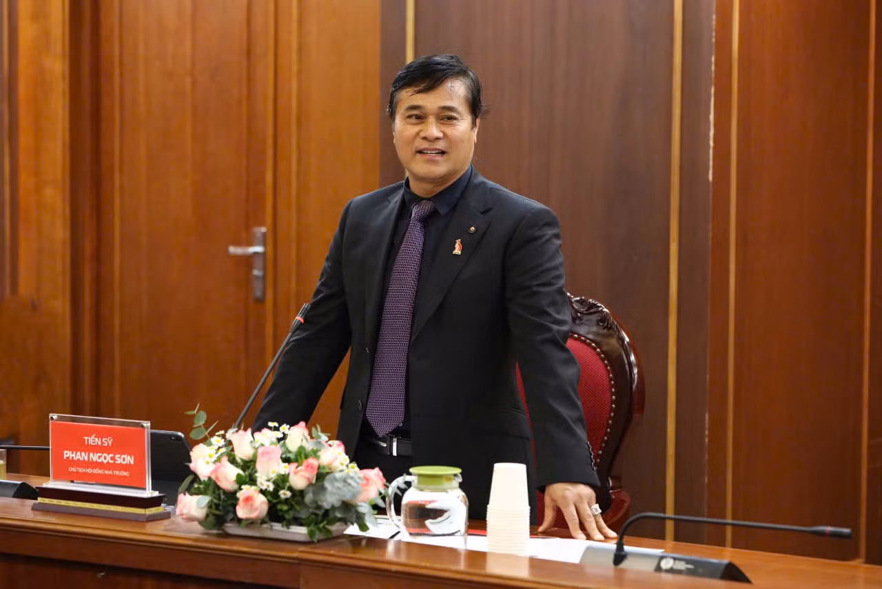 Tiến sĩ Phan Ngọc Sơn - Chủ tịch Hội đồng trường, Trường Đại học Công nghệ Đồng Nai. Ảnh: NVCC.
