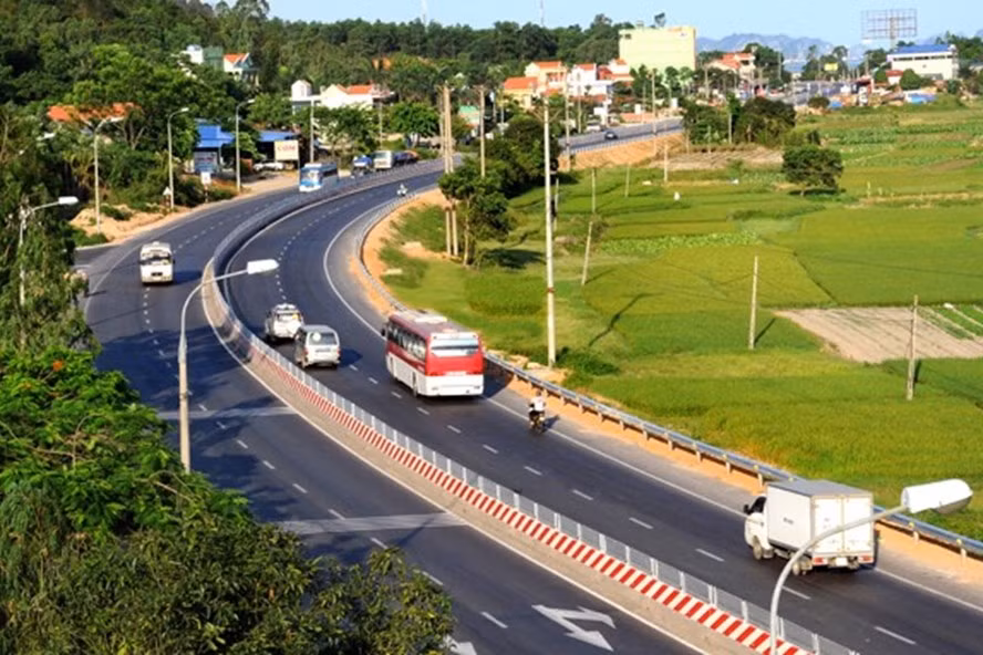 Kiểm toán Nhà nước chỉ ra sai phạm lớn ở dự án cải tạo, nâng cấp quốc lộ 18 đoạn Bắc Ninh - Uông Bí. ảnh: Báo Lao động.
