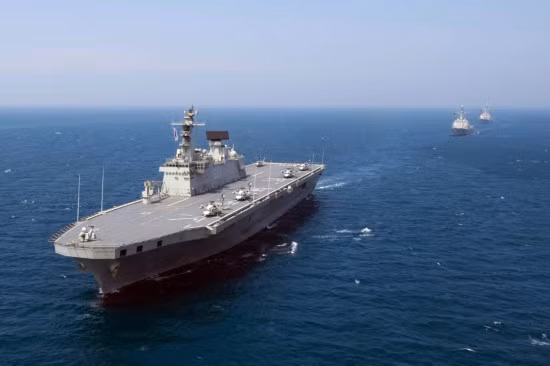 Tàu tấn công đổ bộ Dokdo Tàu tấn công đổ bộ Dokdo